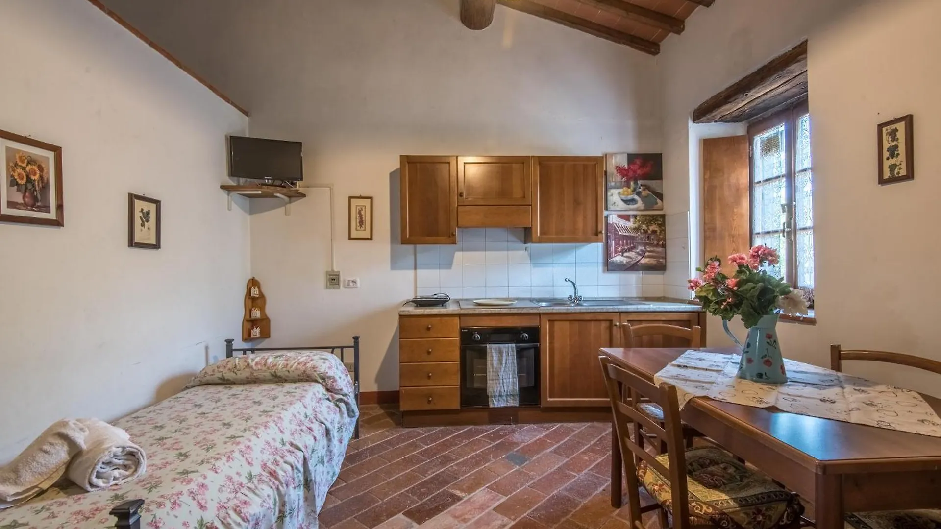 Poggio Primo - Bilocale Santolaio Villa Castiglion Fibocchi Lantgård